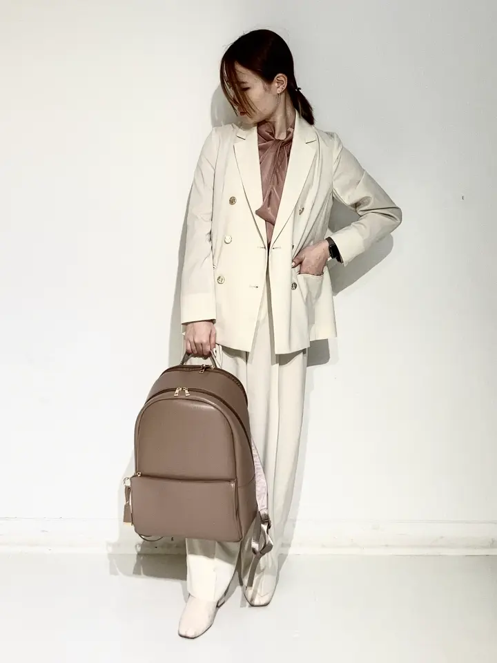 PC収納付き合皮A4リュック - 12Twelve Agenda(トゥエルブアジェンダ