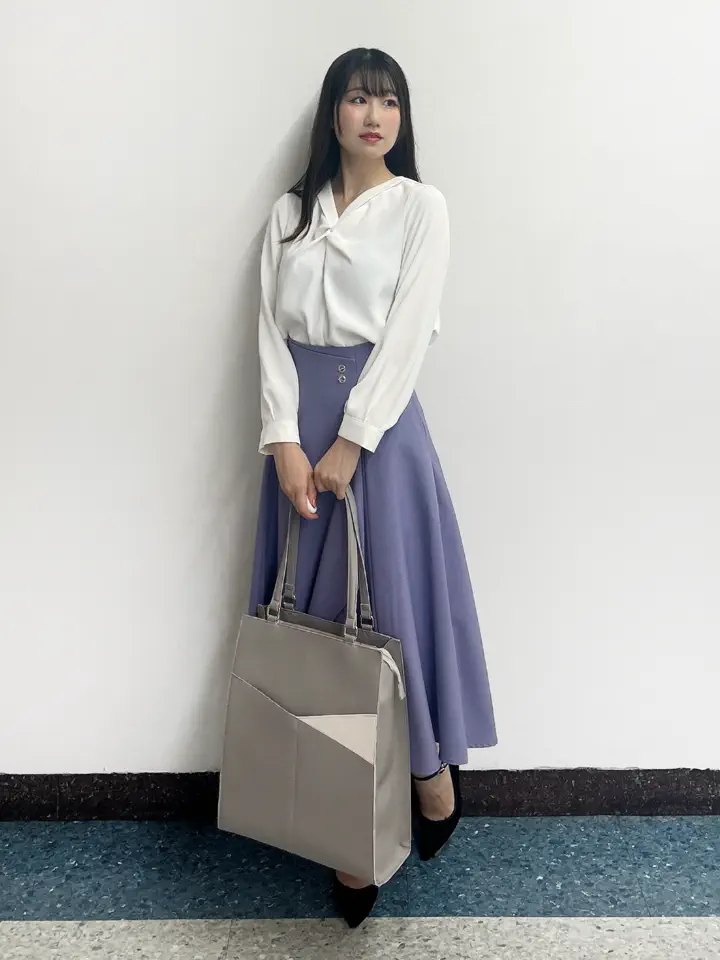 フレンチキスねじりVネック長袖ブラウス - 12Twelve Agenda(トゥエルブ