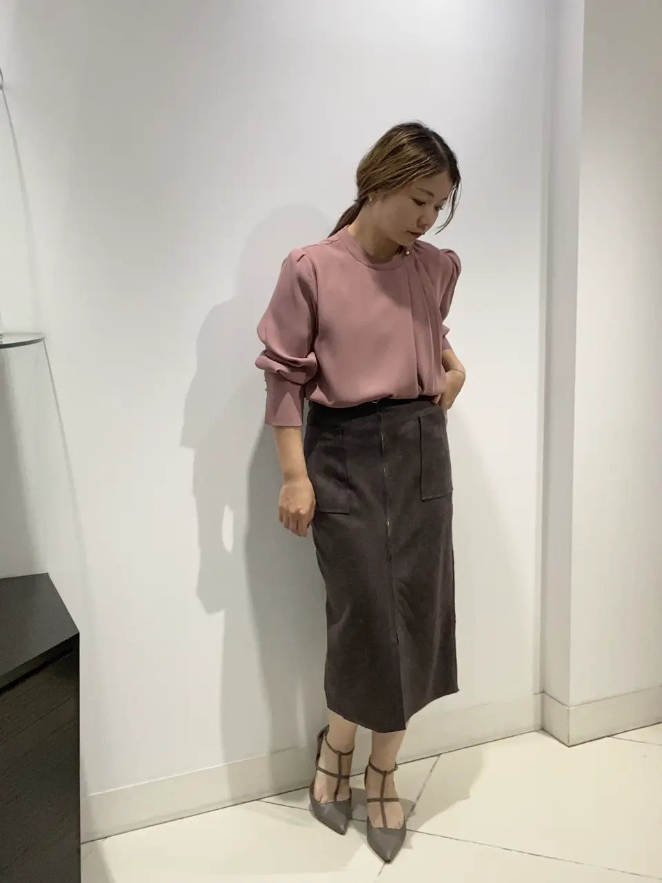 フェイクスエード両ポケタイトスカート - 12Twelve Agenda(トゥエルブ