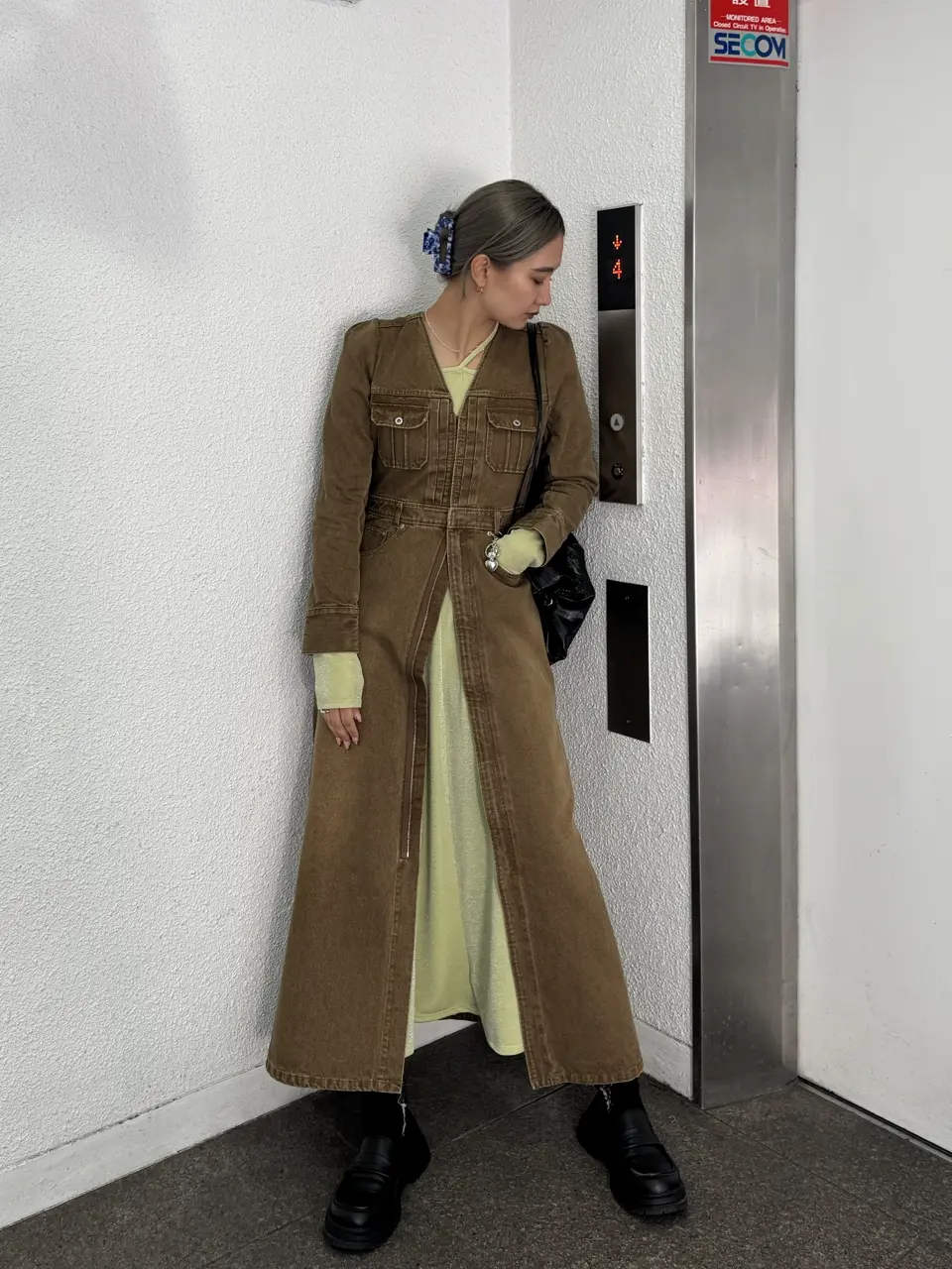 DEFORMATION COLLAR CUT DRESS DEFORMATION COLLAR CUT DRESS