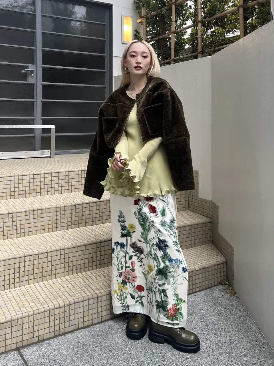 BOA COLLARLESS REVERSIBLE SHORT JACKET