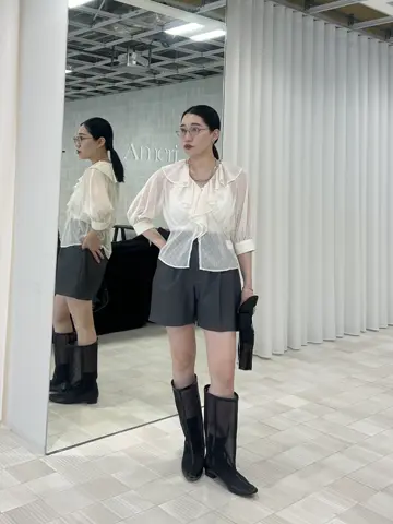 DIMENSIONAL SHORT PANTS 