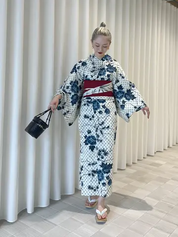 KEITAMARUYAMA × Ameri IVORY FLOWER YUKATA