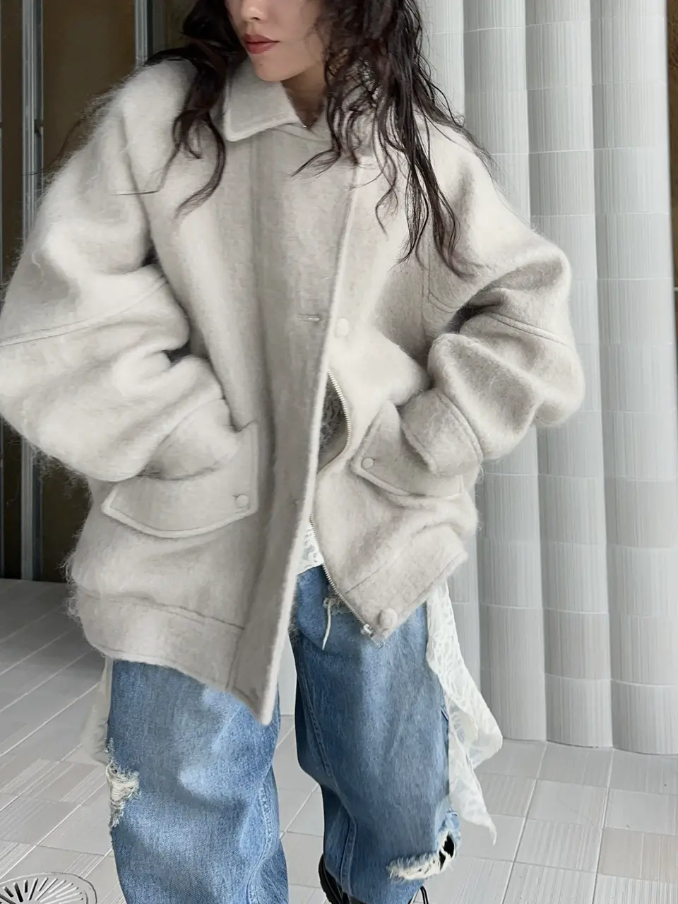 UND 2WAY CUT LACE FRILL TOP