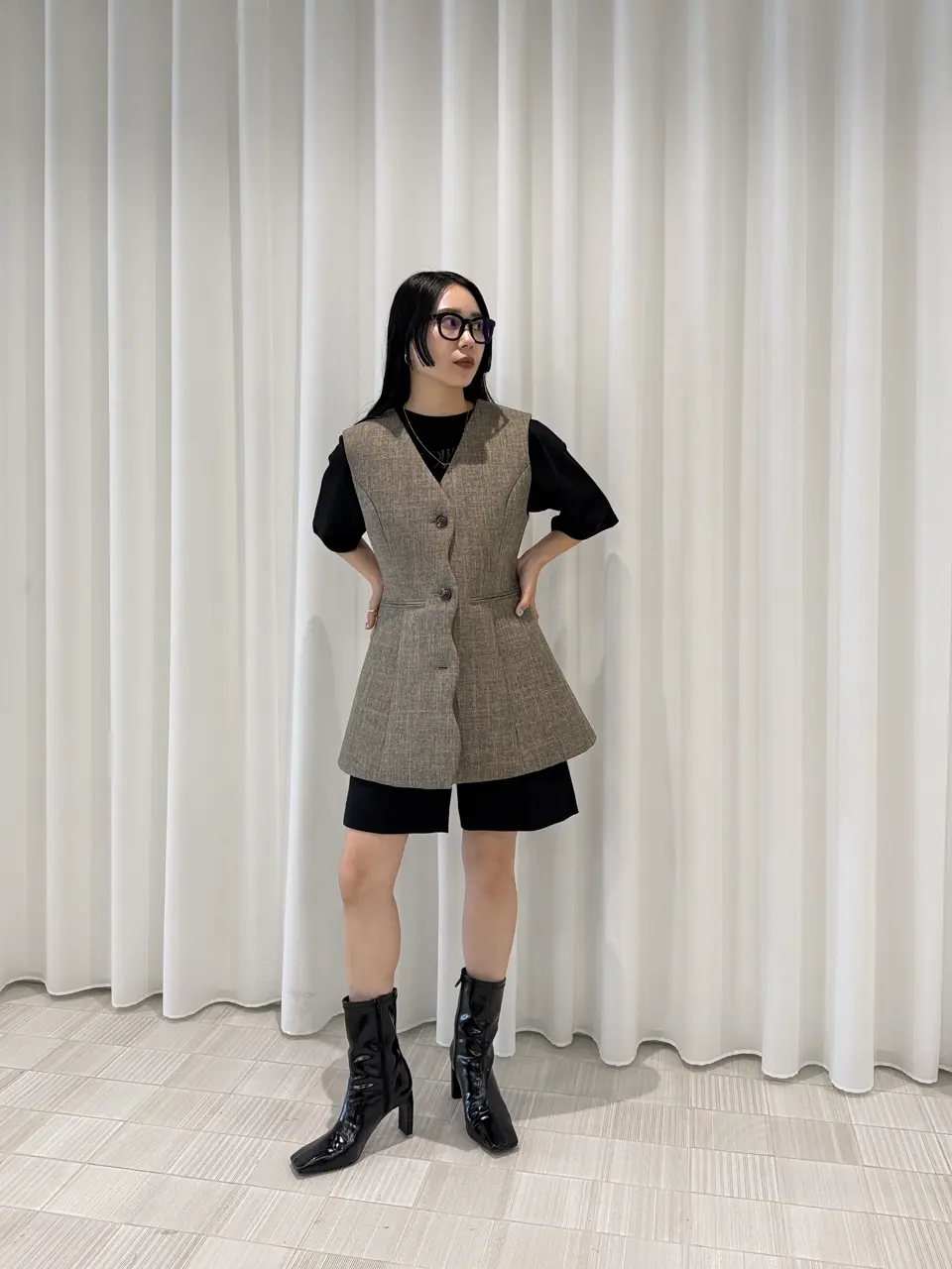 WAVE BONDING FLARE VEST