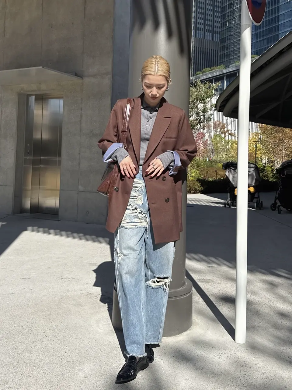 UND HARD DAMAGE LOOSE DENIM