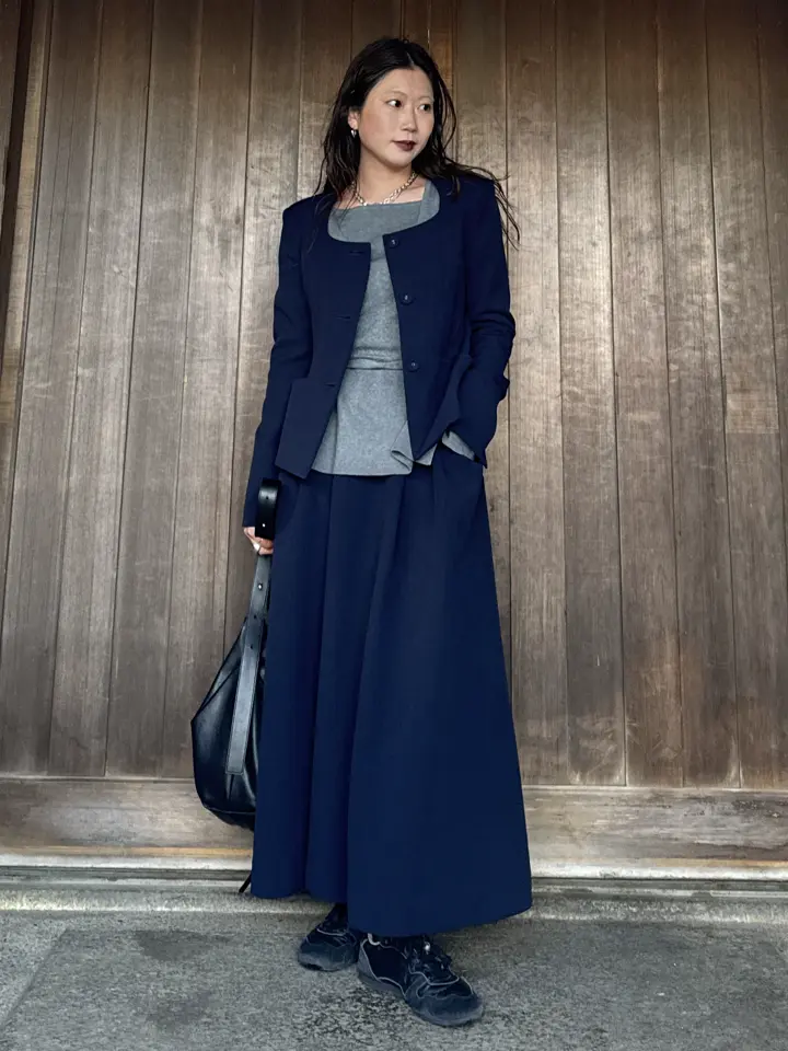 BELT SET TUCK FLARE SKIRT