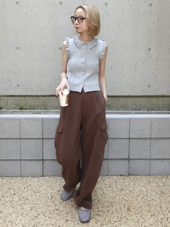 COMPACT FRILL COLLAR KNIT
