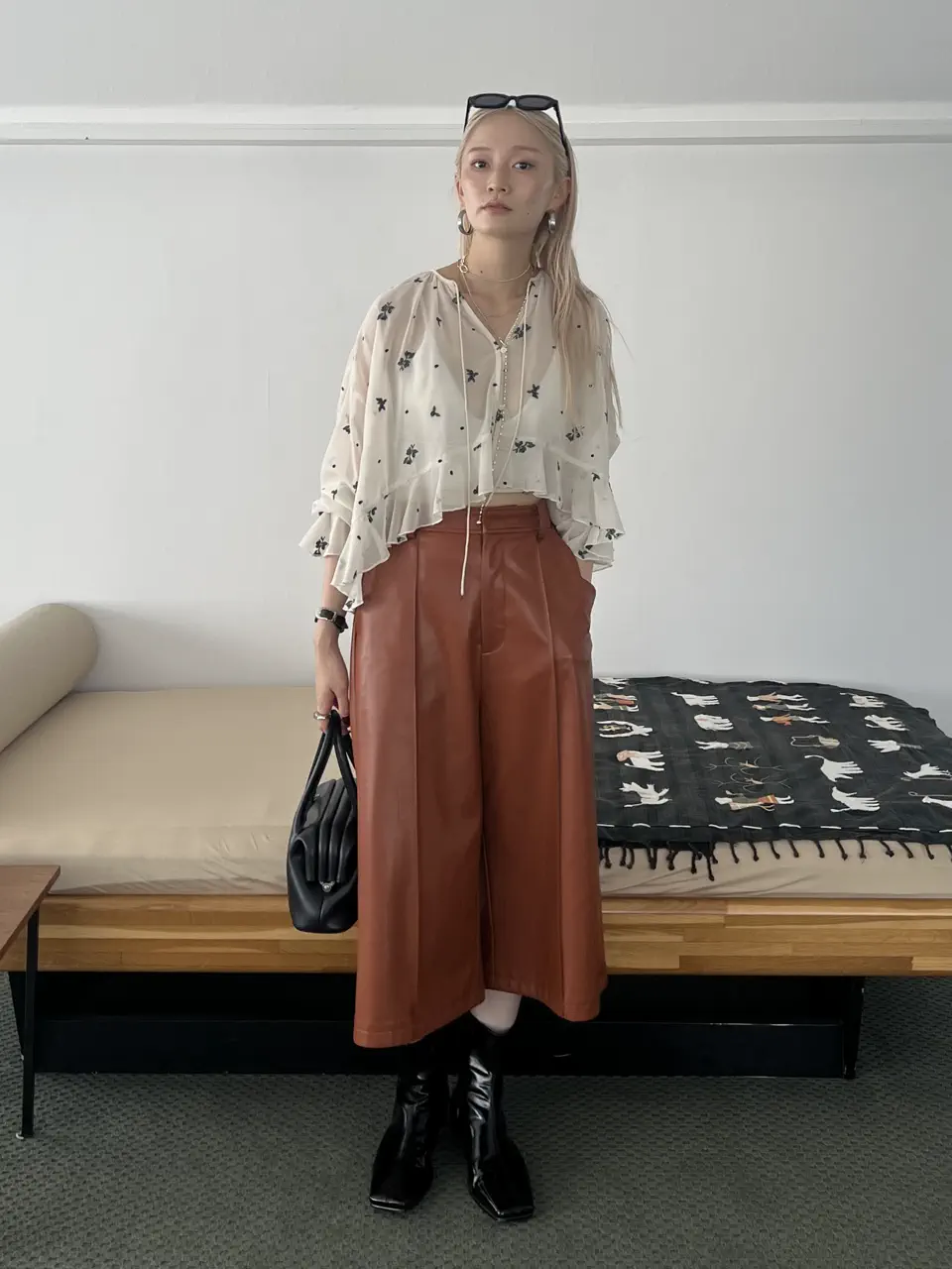 CHRISTINE EMBROIDERY BLOUSE