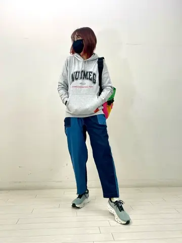 RAIDERS 中綿入りパーカー フーディ nutmeg製　NFL fit=scale-down,w=1200