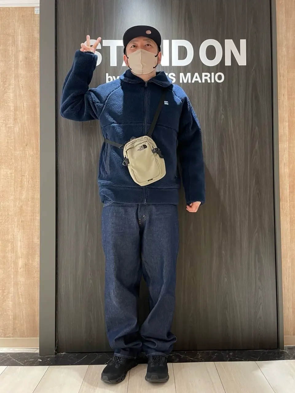 中古】 Helly Hansen ボアジャケット ハイネック フルジップ 無地 ワン