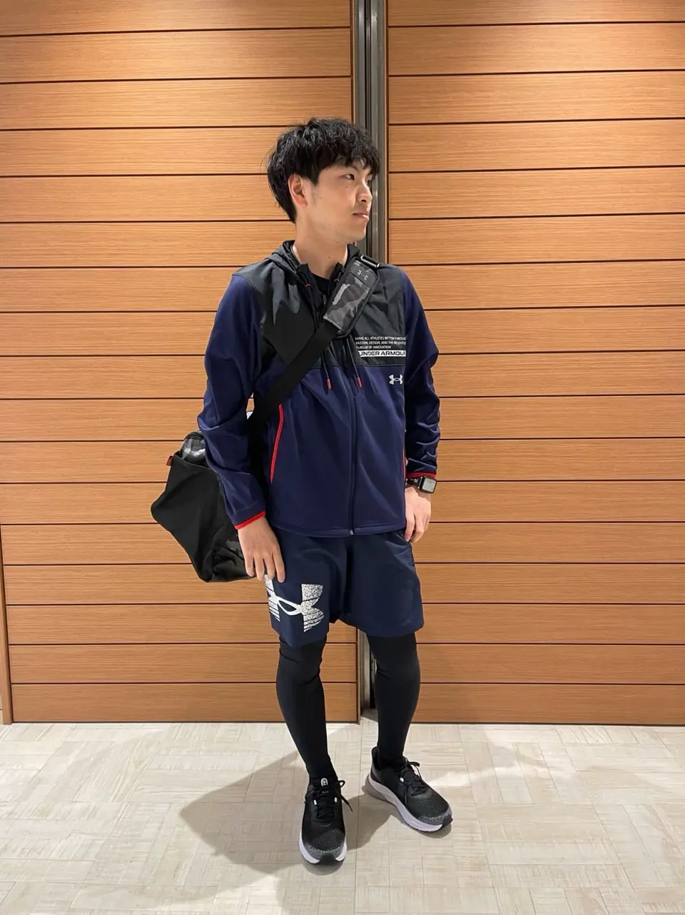 アンダーアーマー UNDER ARMOUR HOVR Turbulence 2 WIDE ホバー