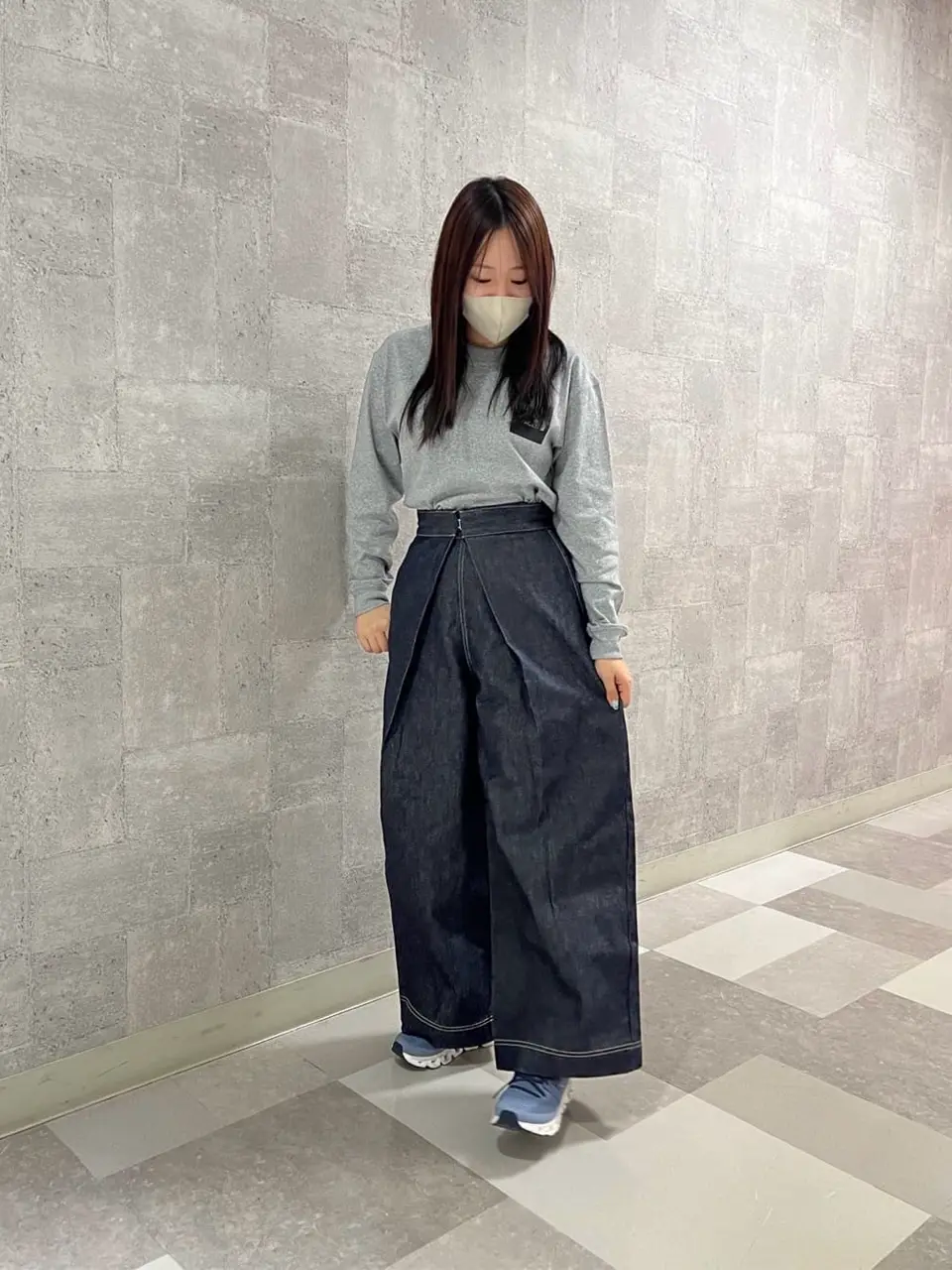 えみページ エミ emmi emmi atelier フロントタックワイドデニムパンツ
