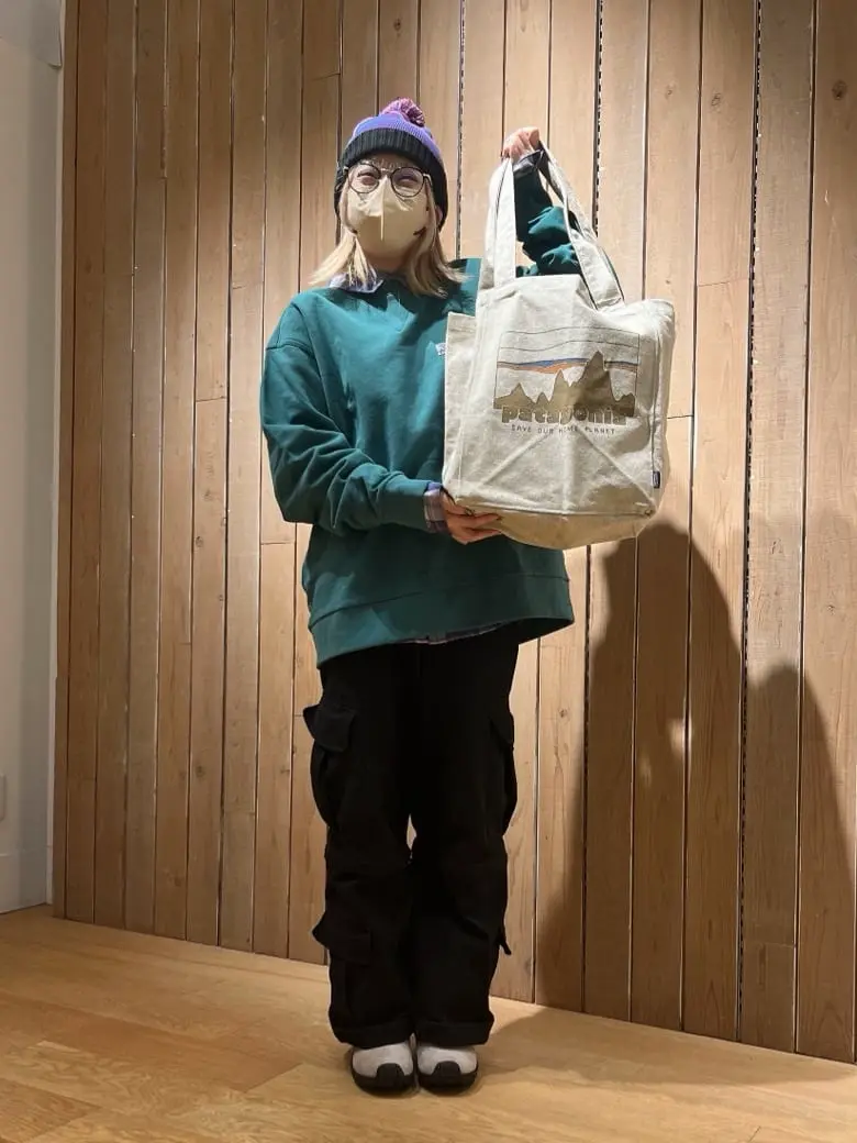 【超人気】パタゴニア☆バックビッグロゴ　ワンポイントロゴ　グリーン　スウェット 10/31/2024のさえの投稿