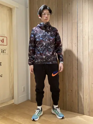 エルドレッソ　パーカー　Mサイズ 599820_222047_1_t_360_20250131