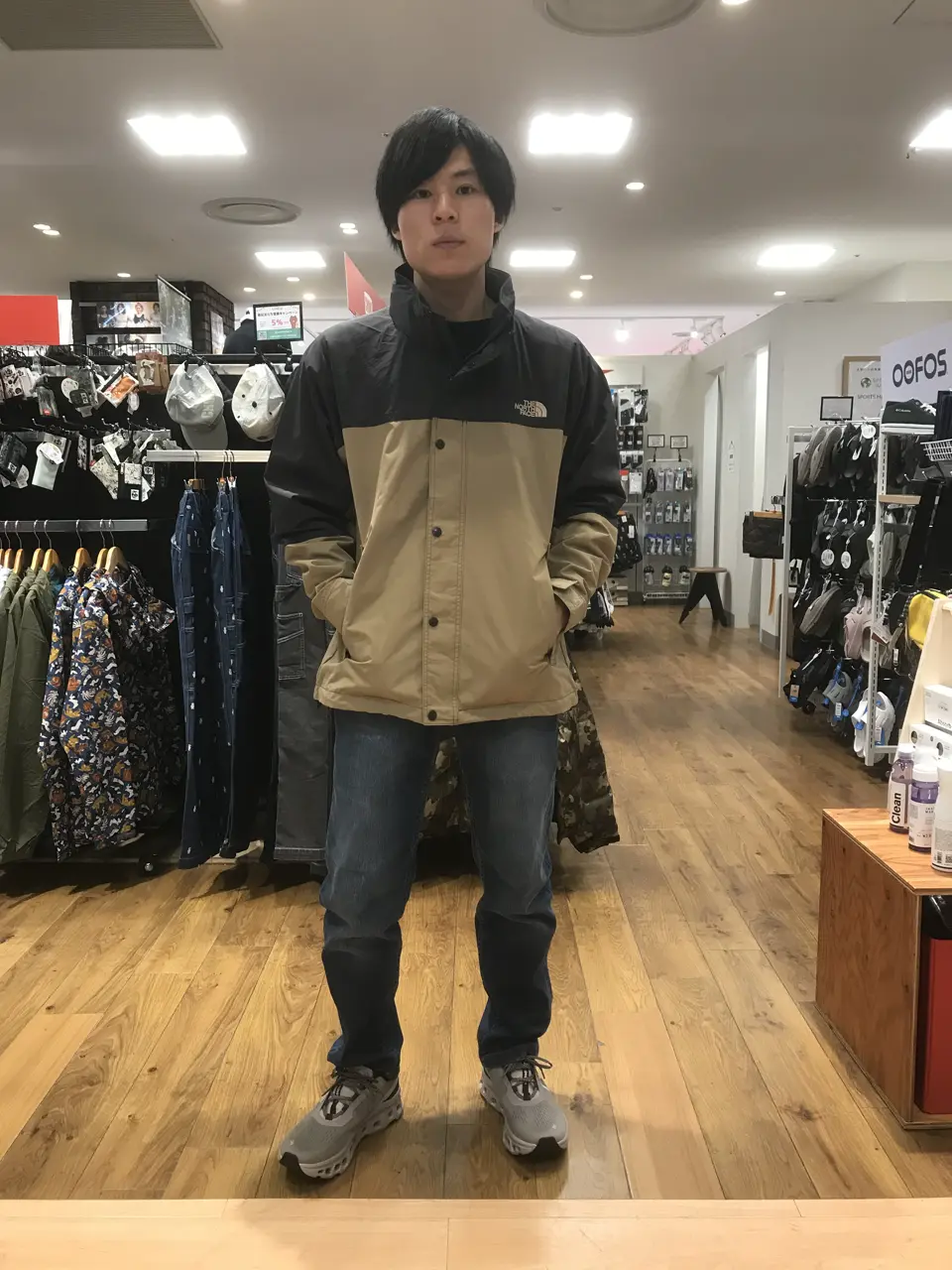 正規取扱店】ザ・ノース・フェイス ハイドレナウィンド