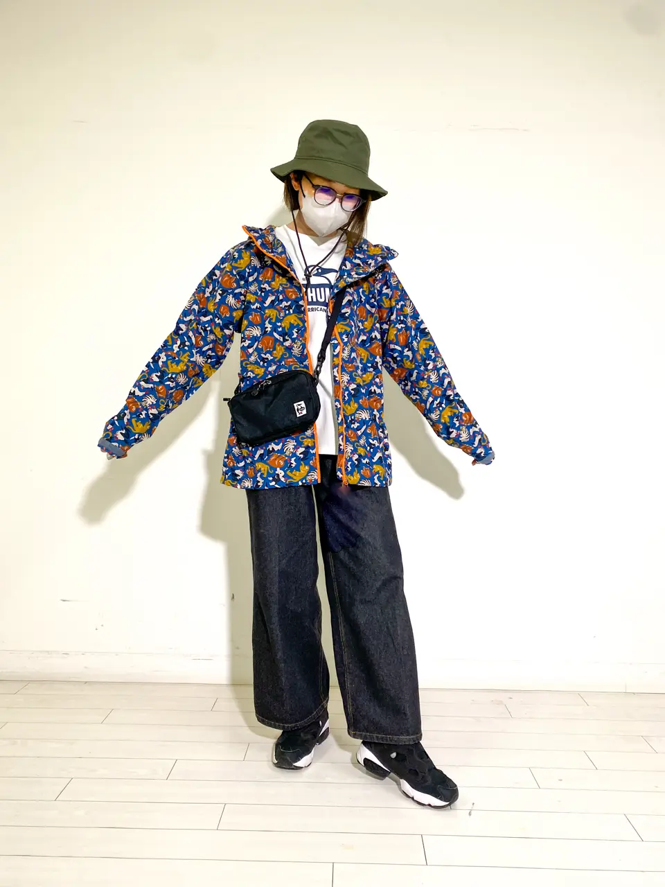 L 美品 チャムス CHUMS キャンピングコート ブルークレイジー マルチ CHUMS チャムス レディース キャンピングパーカー W Camping