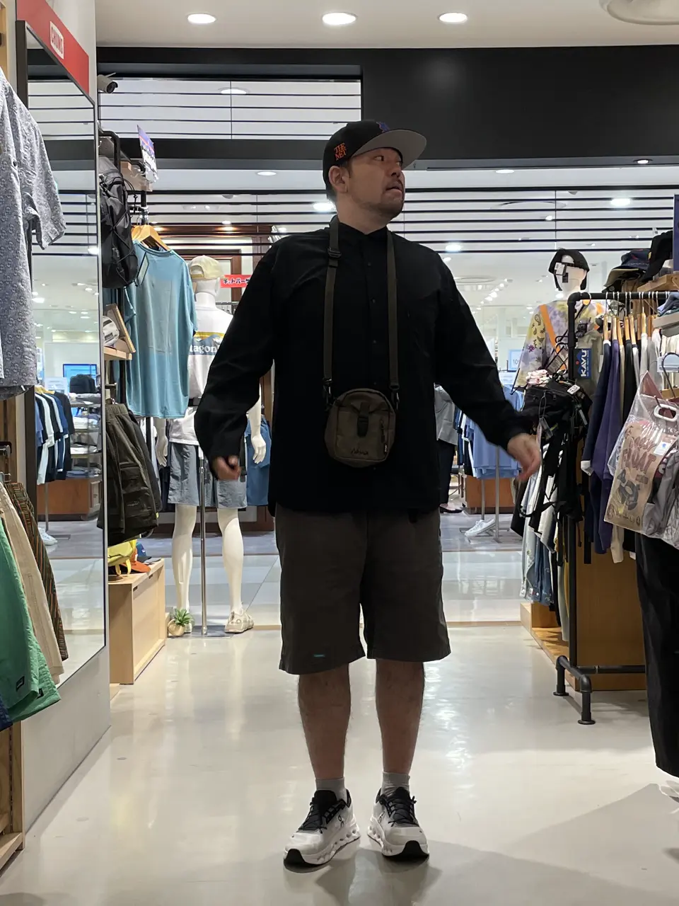 キャップ 7 5/8
シャツ L
パンツ XL
 
夏でもシャツコーデ！
ナンガのドットエアのシャツは通気性がよく夏でも快適に着れます😬
キャップはメトロポリタン美術館コラボのメッツです🗽
