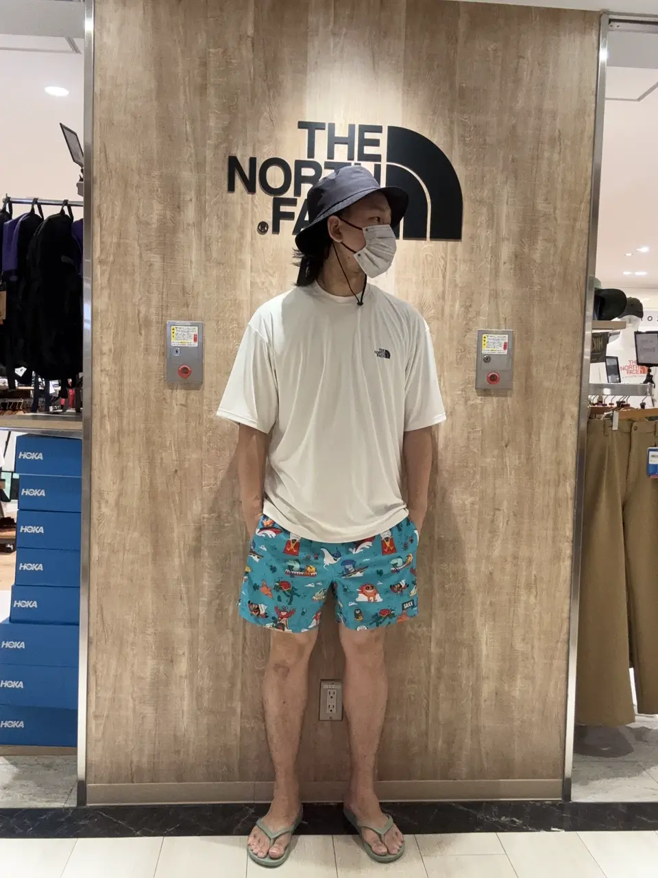 51percent ロゴ　スイムショーツ　ハーフパンツ　水着　Mサイズ　新品 51percent ロゴ スイムショーツ ハーフパンツ 水着 Mサイズ 新品