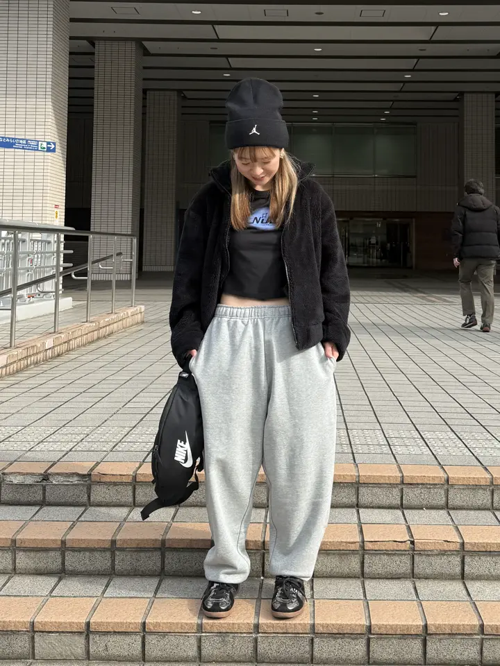 黒 長袖　NIKE ナイキ ナイキ NIKE スポーツウェア ニット ロングスリーブ クロップド トップ