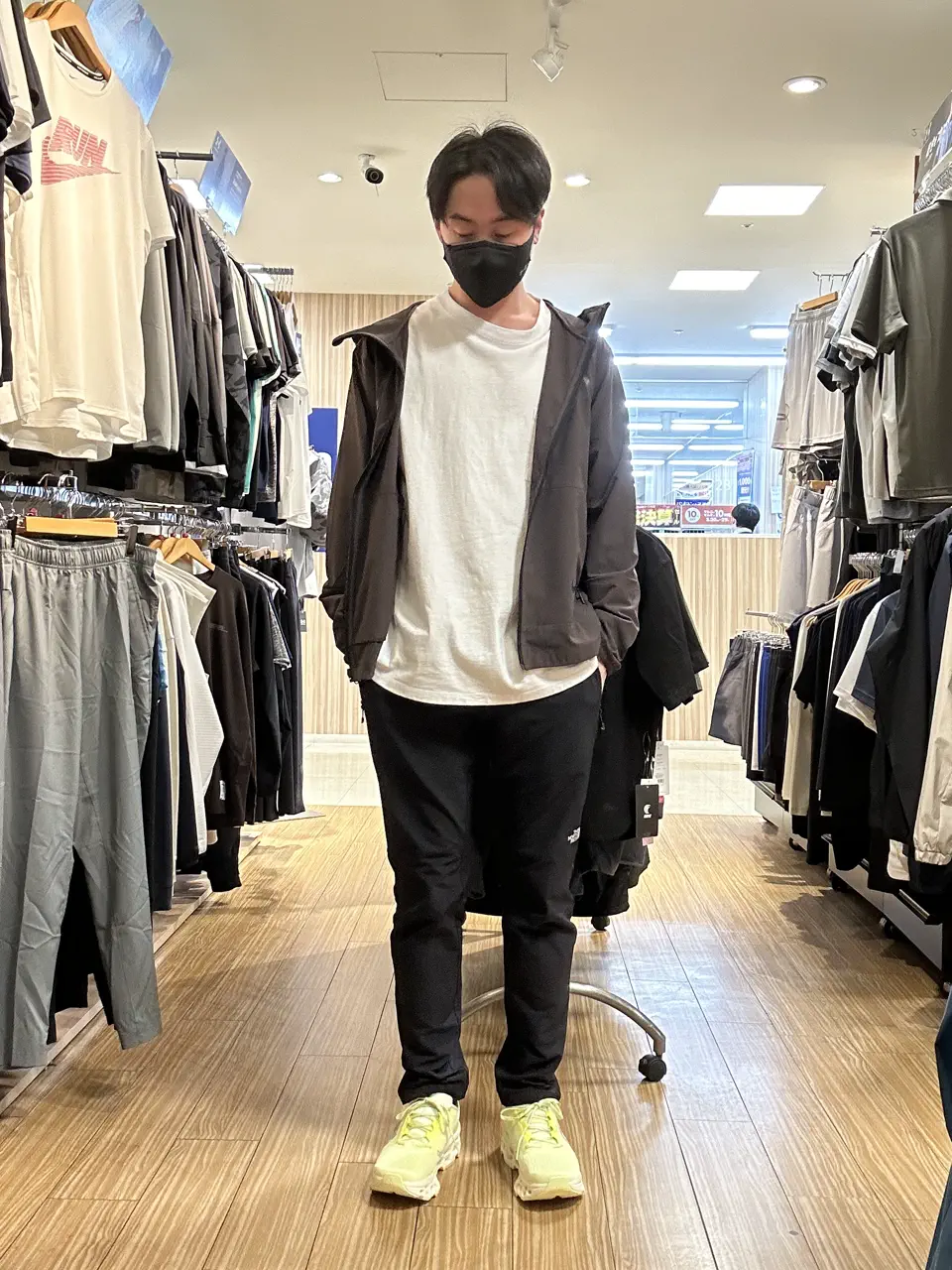 ナイキ NIKE アンリミテッド レペル ジャケット メンズ 秋 冬 ブラウン