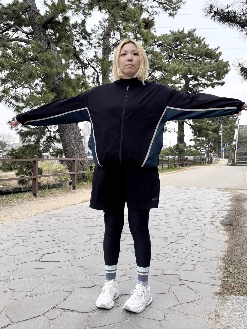 Under Armour　スポーツタイツ　ブラック　ピンク　ヒートギア　スキニー アンダーアーマー ヒートギアアーマー レギンス ハイライズ スポーツ