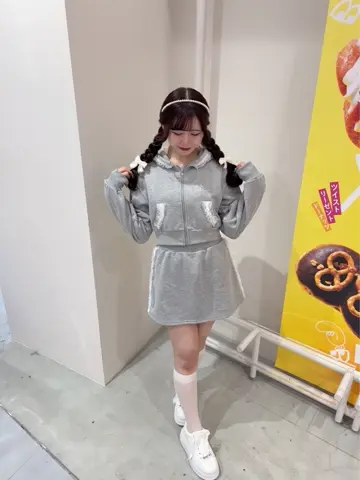 店内商品がすべてレジにて半額！！ ラメレースセットアップ｜evelyn（エブリン）公式通販サイト ジャケット・アウター
