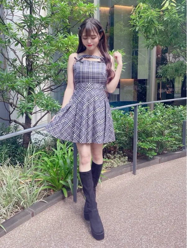 試着のみ evelyn エブリン チェックフィットop ワンピース チャコール