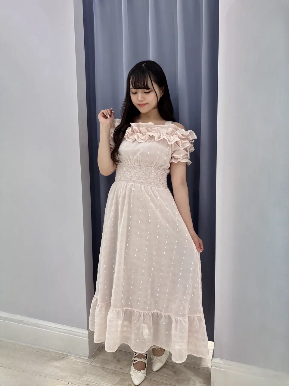 【しろくま】evelyn ラメフリルロングOP ドットワンピ ラメフリルロングOP|evelyn(エブリン)公式通販サイト