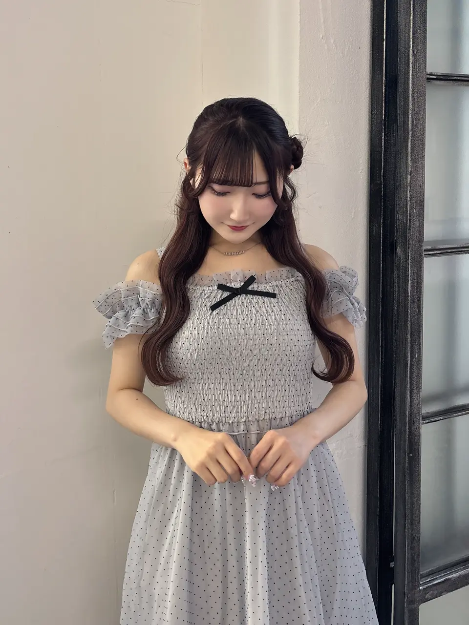 evelyn ドットフリルオフショルOP IGY アイスグレイ　エブリン evelyn ドットフリルオフショルOP IGY アイスグレイ エブリン
