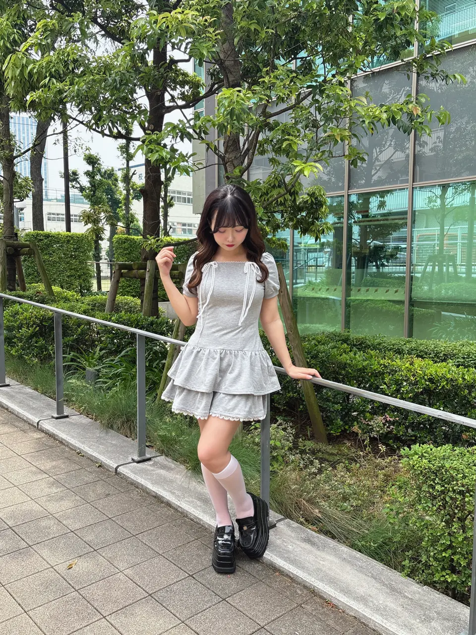 evelyn フード付きスウェットワンピース ブラック evelyn フード付きスウェットワンピース ブラック - メルカリ