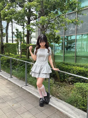 evelyn ミニOP (アイスグレー) evelyn - evelyn レースビジューop アイスグレー IGY Mの通販 by