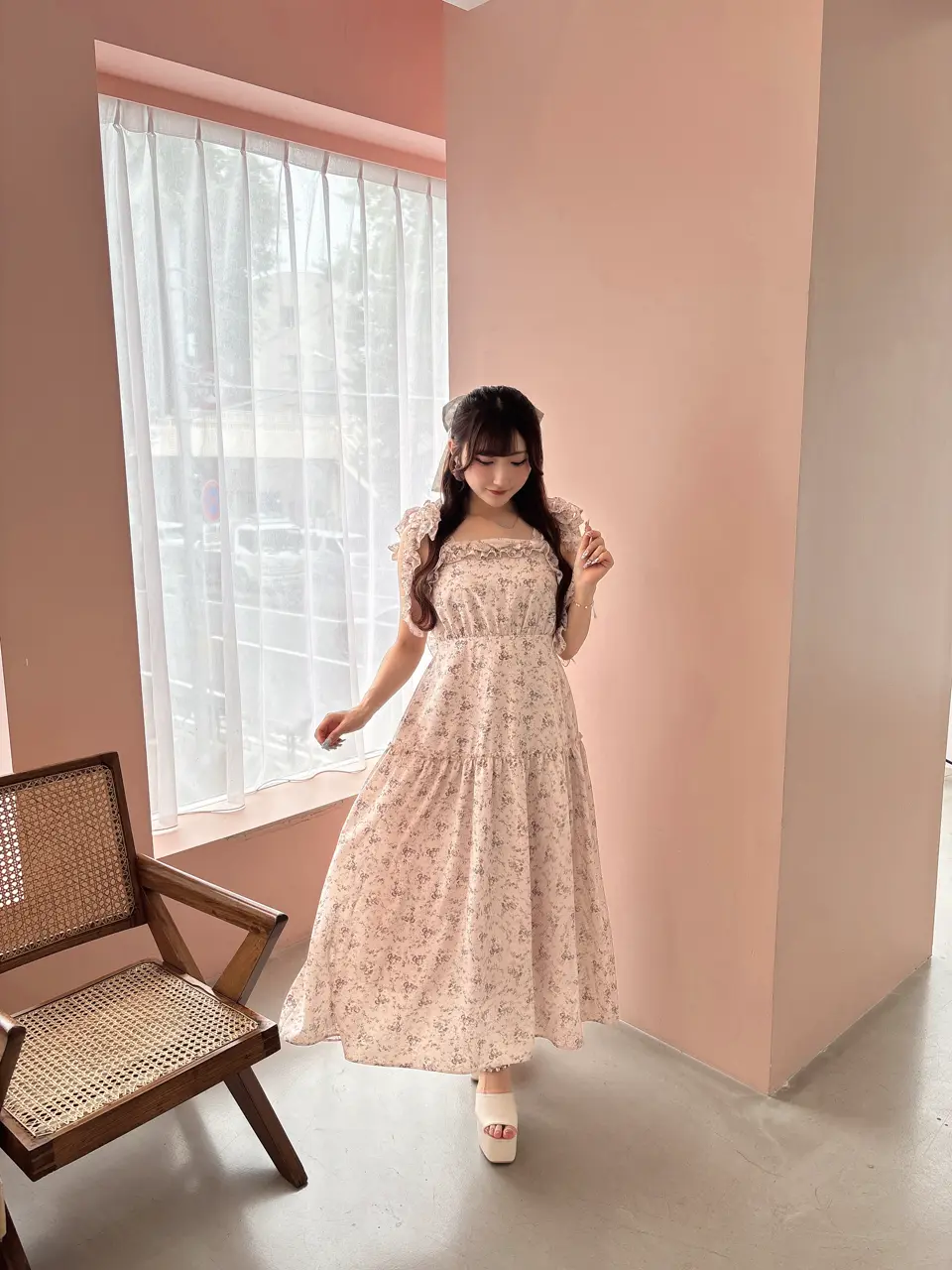 美品✨エブリン　evelyn ショルダーカット花柄ワンピース　フリル　リボン 肩フリル花柄OP｜evelyn（エブリン）公式通販サイト