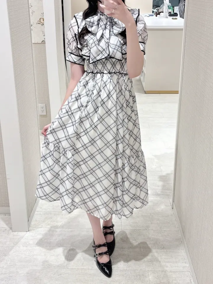 evelyn 花柄ラメフリルOP ブルー F evelyn ラメフリル花柄ワンピース