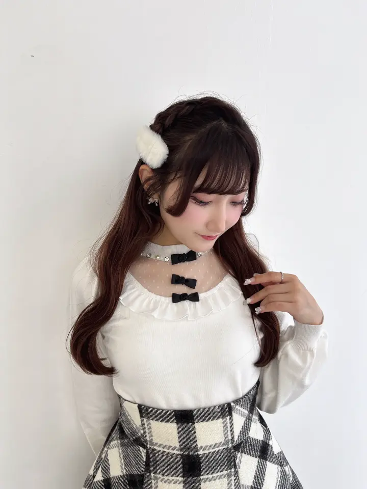 シフォンフリルニット｜evelyn（エブリン）公式通販サイト