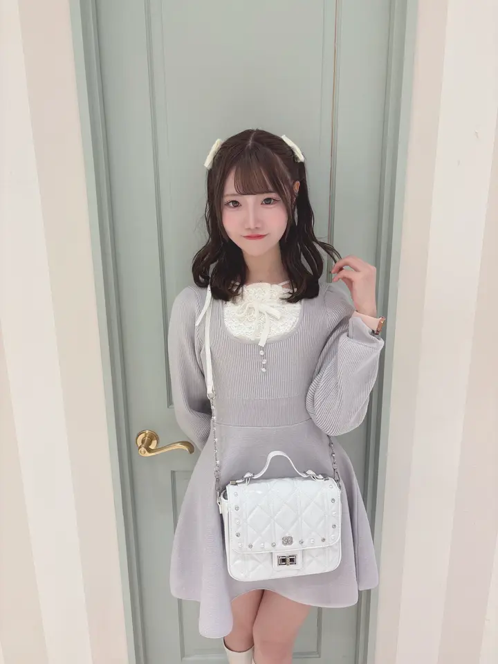 リボンラメニットワンピース｜evelyn（エブリン）公式通販サイト