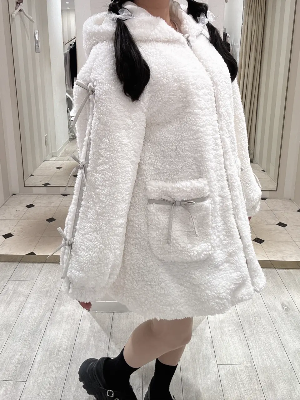 シフォンフリルニット｜evelyn（エブリン）公式通販サイト