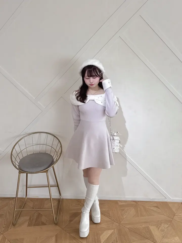 リボンオフショルミニワンピース｜evelyn（エブリン）公式通販サイト