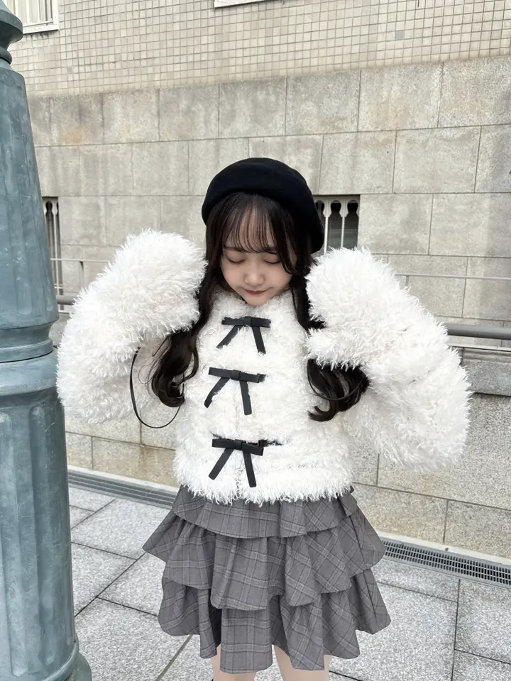 ミトン付きリボンファーコート｜evelyn（エブリン）公式通販サイト