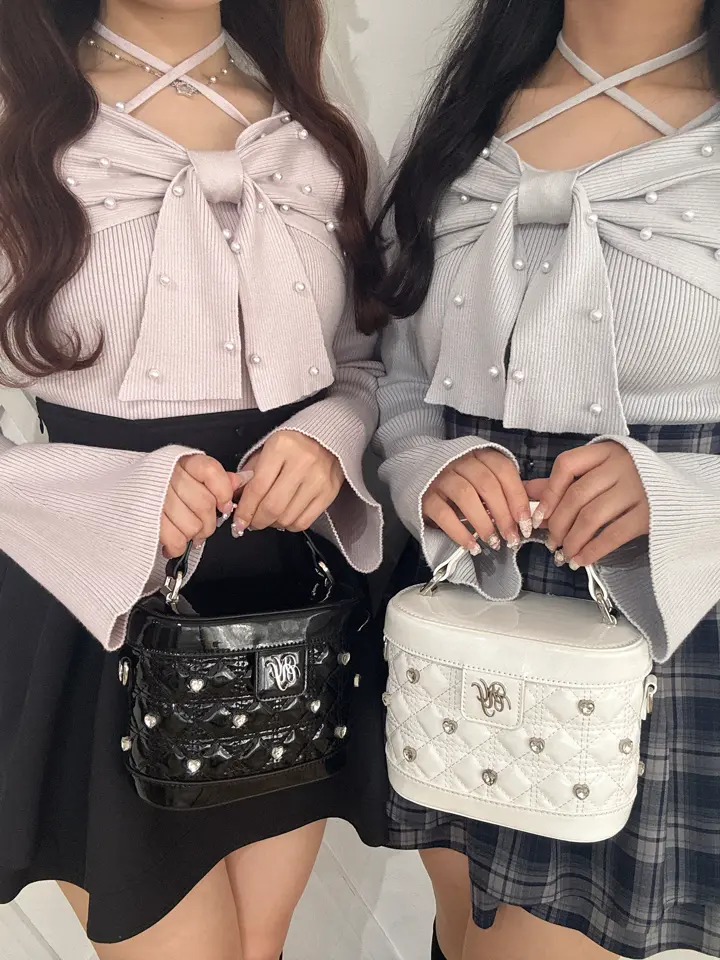 リボンクロスニット｜evelyn（エブリン）公式通販サイト