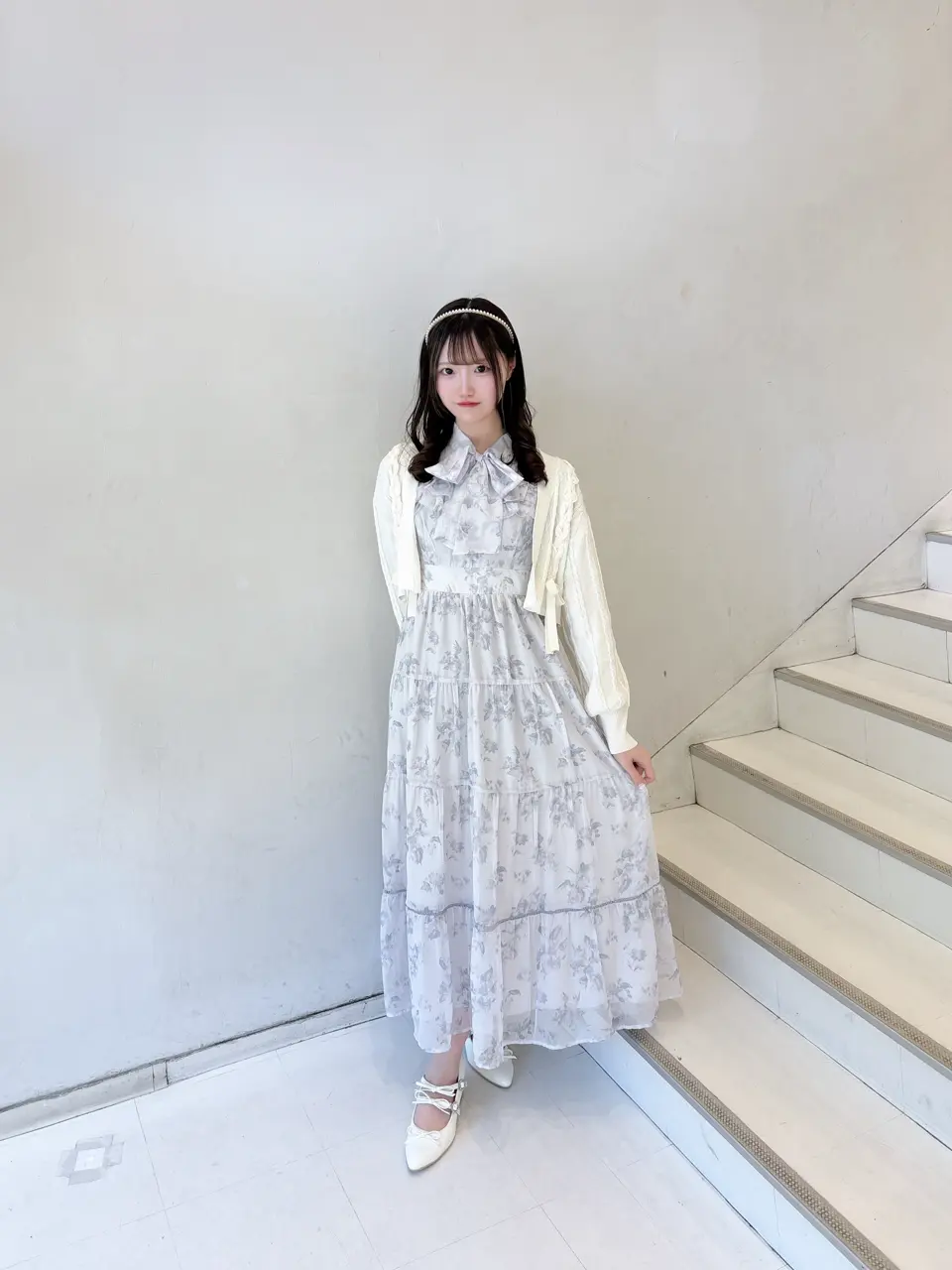 ラメフリルギャザー花柄ワンピース｜evelyn（エブリン）公式通販サイト