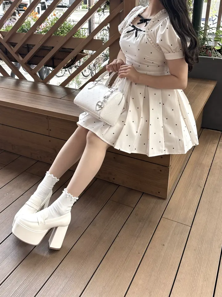 ビジューチャーム付ボストンバッグ｜evelyn（エブリン）公式通販サイト