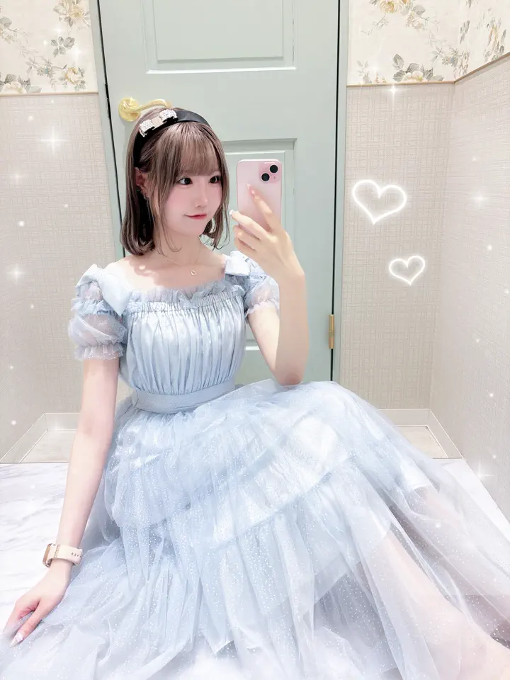 evelyn 肩リボンオフショルミニワンピース アイスブルー evelyn 肩