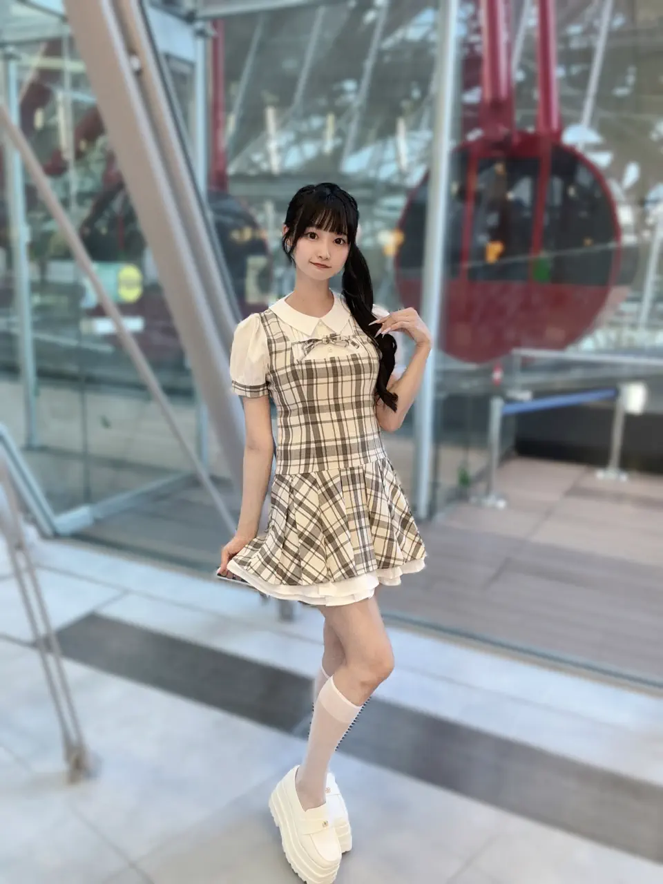 裾フリルプリーツミニワンピース｜evelyn（エブリン）公式通販サイト