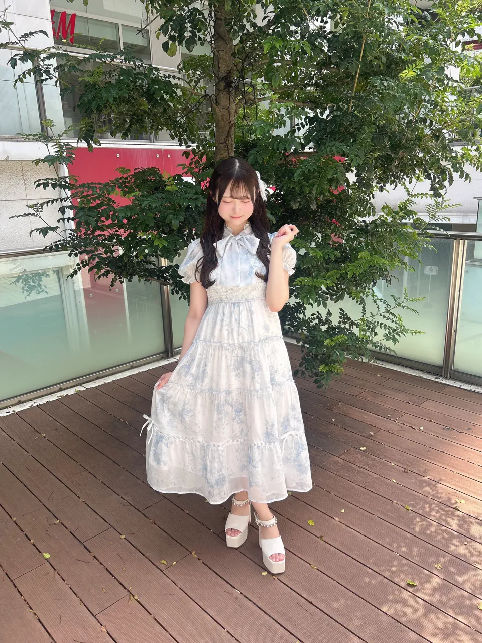 チョーカーリボン花柄ワンピース｜evelyn（エブリン）公式通販サイト
