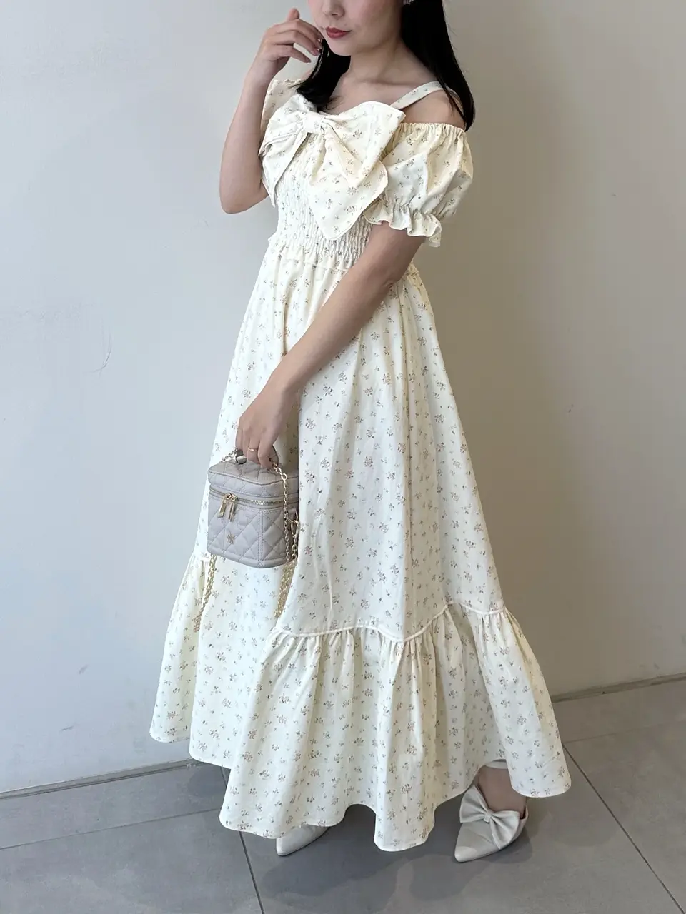 AnMILLE /アンミール♡ビッグリボンオフショルワンピース新品未使用ベージュ ビッグリボンオフショルOP|evelyn(エブリン)公式通販サイト