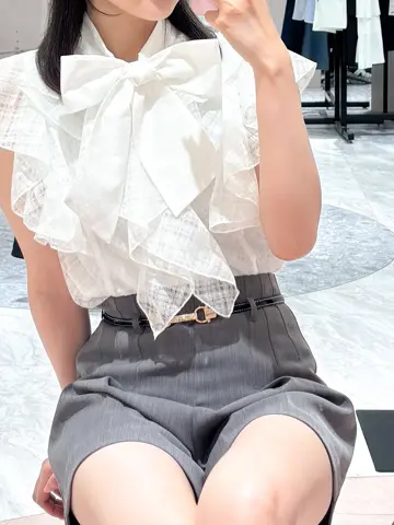 美品　ebure エブール　ベルテッドリネンタックショートパンツ　定価4.7万 タックベルトショートパンツ｜evelyn（エブリン）公式通販サイト