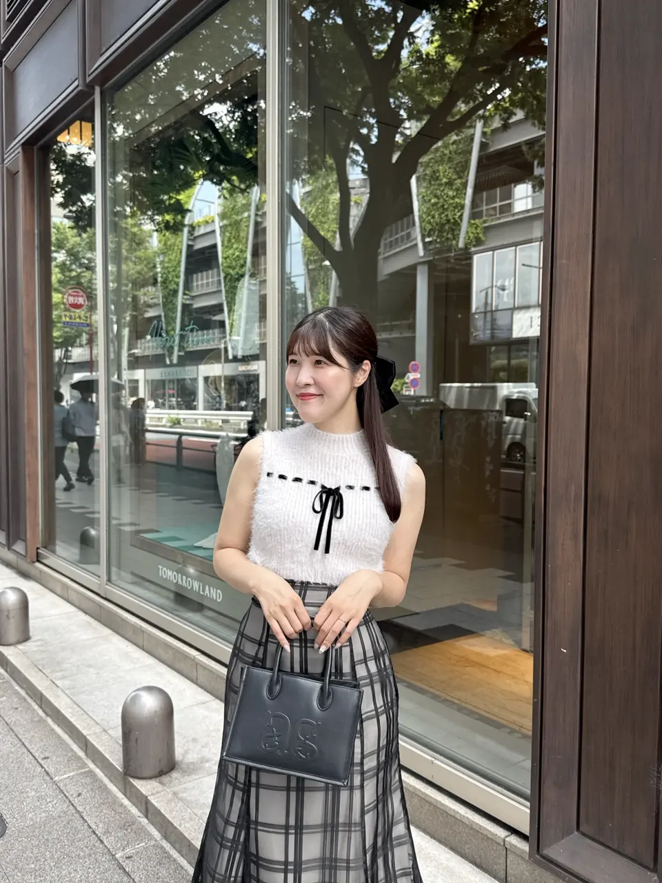 フェザーノースリーブトップス｜evelyn（エブリン）公式通販サイト