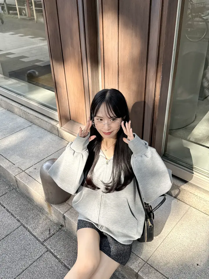 エンボスロゴパーカー｜evelyn（エブリン）公式通販サイト