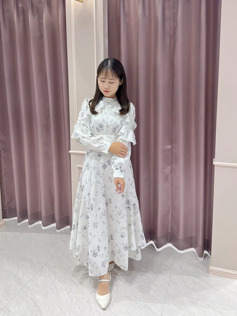 フリルフラワーフレアワンピース｜evelyn（エブリン）公式通販サイト